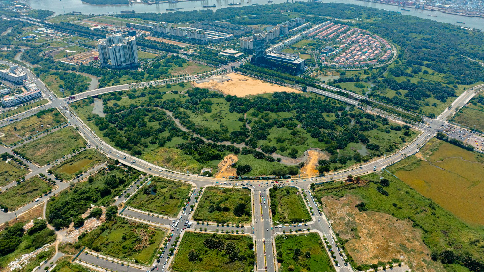 bất động sản vùng ven hay trung tâm 4